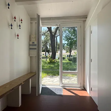 Renovee 4 Pieces 80m² Avec Patio Prive Et Acces - La Palmyre - Fr-1-705-71 *
