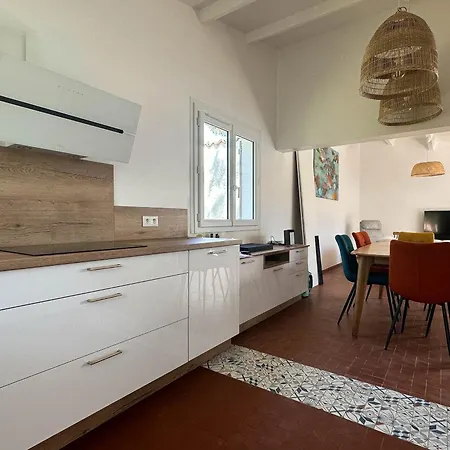 Holiday home Renovee 4 Pieces 80m² Avec Patio Prive Et Acces - La Palmyre - Fr-1-705-71 Les Mathes