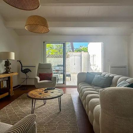 Hébergement de vacances Rénovée 80m², 3 Chambres, 8 Pers, Terrasse, Parking - Fr-1-705-71 Les Mathes