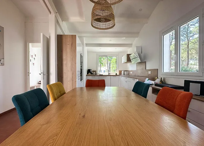 Renovee 80m², 3 Chambres, 8 Pers, Terrasse, Parking - Fr-1-705-71 Les Mathes